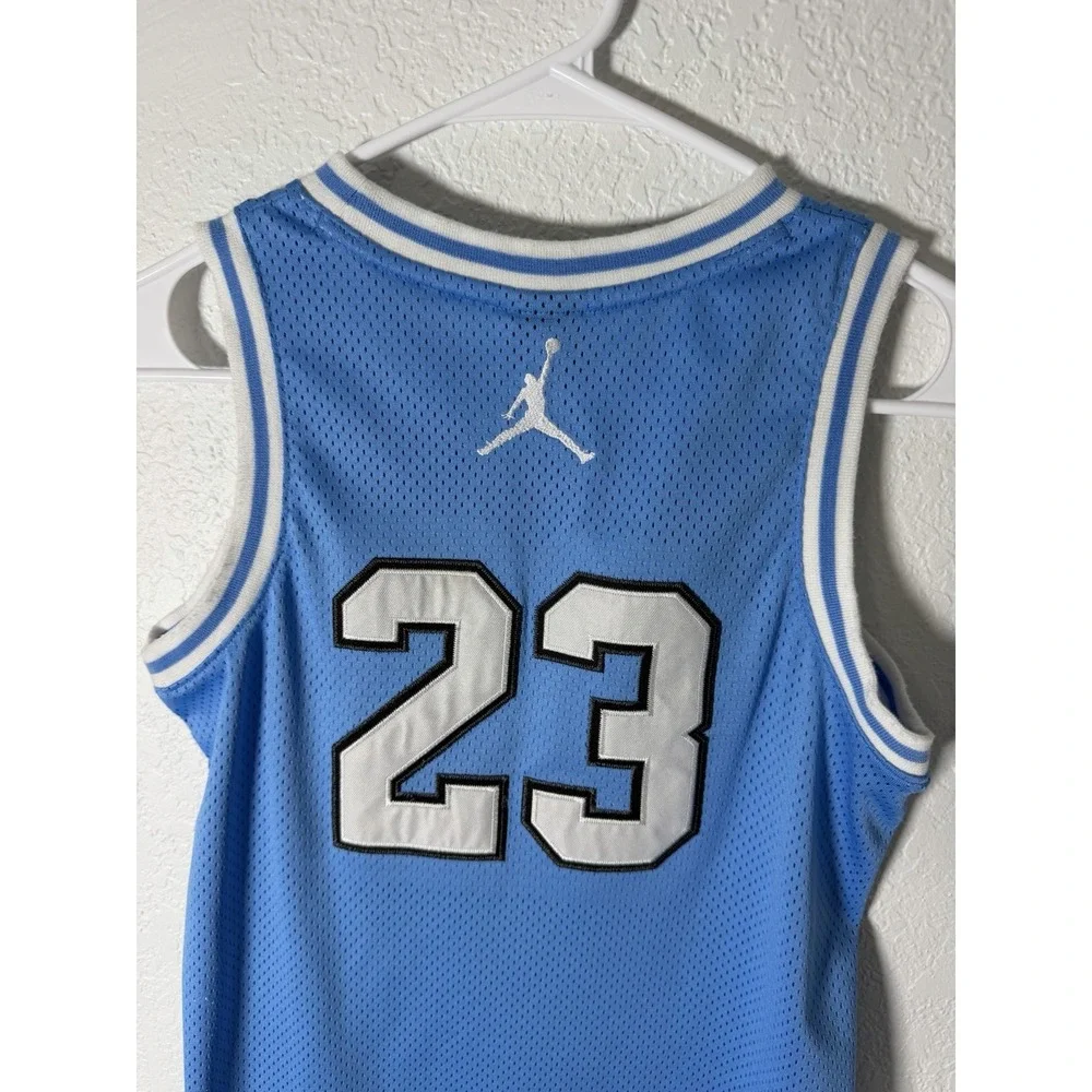 Jordan Jersey Youth M 10-12 Years Old #23 University Blue Jumpman Logo UNC